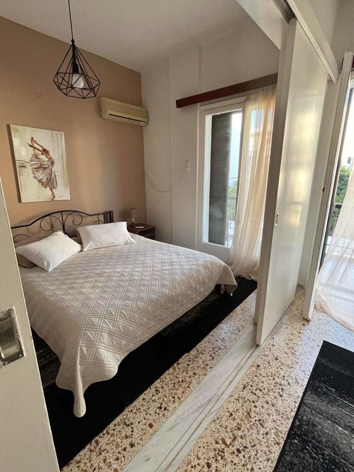Sea View Apartments Near Athens Airport อาร์เตมีดา ภายนอก รูปภาพ