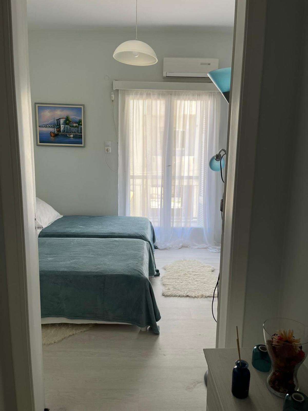 Sea View Apartments Near Athens Airport อาร์เตมีดา ภายนอก รูปภาพ