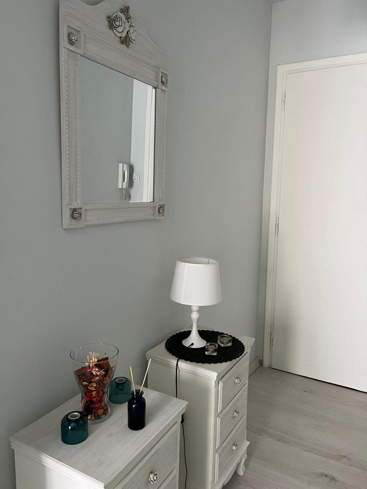 Sea View Apartments Near Athens Airport อาร์เตมีดา ภายนอก รูปภาพ