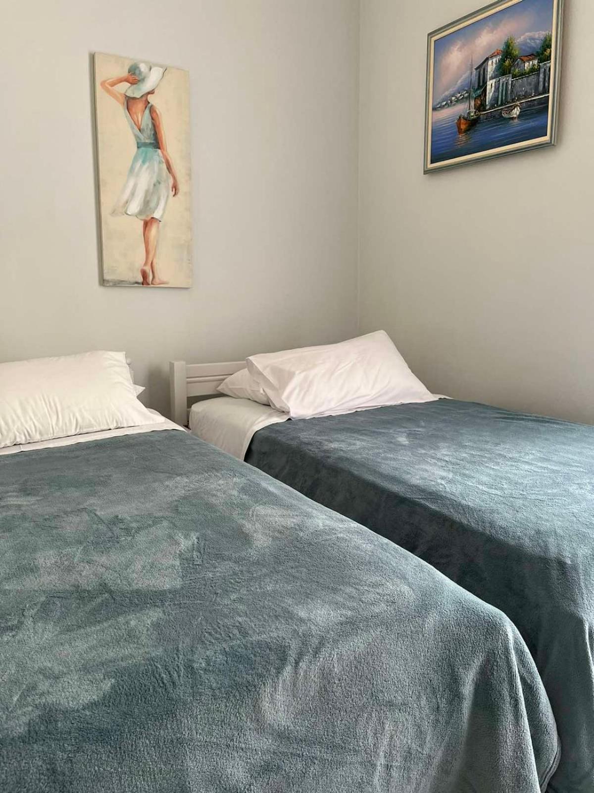 Sea View Apartments Near Athens Airport อาร์เตมีดา ภายนอก รูปภาพ